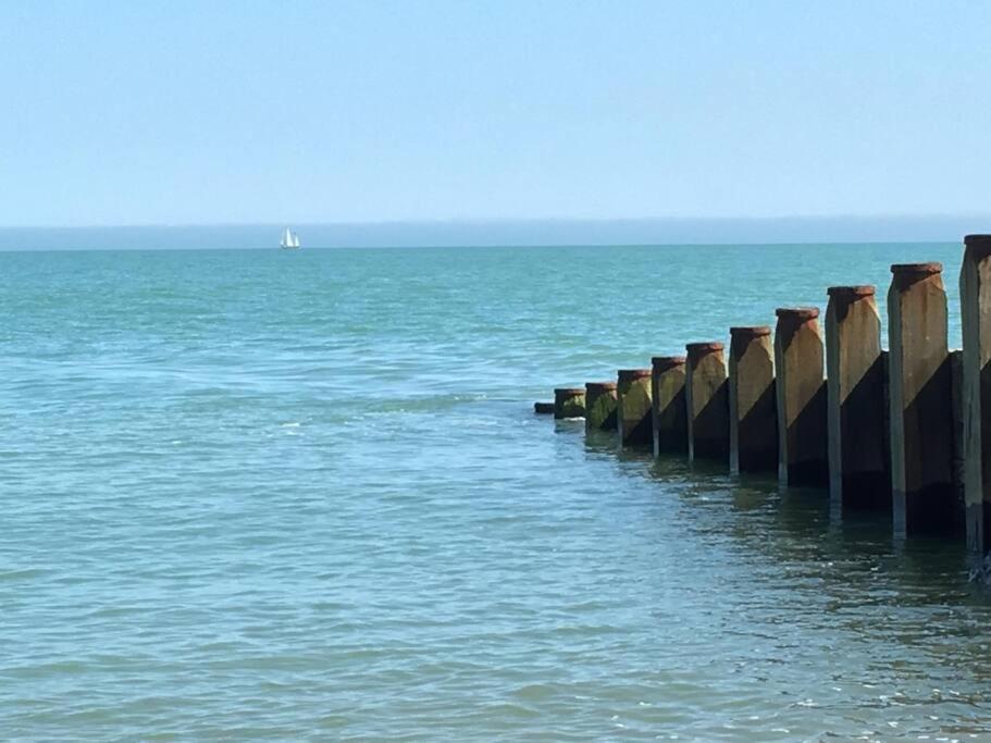Escape To The Coast In A Luxurious Private Apartment Herne Bay Exteriér fotografie